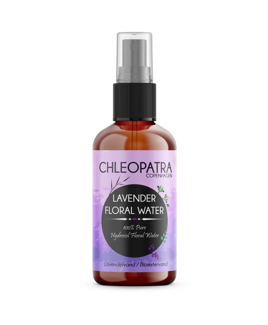chleopatra produktbillede - lavendel blomstervand - hydrosol floral water - lavendula angustifolia i mørk ravflaske af glas med spraypumpe